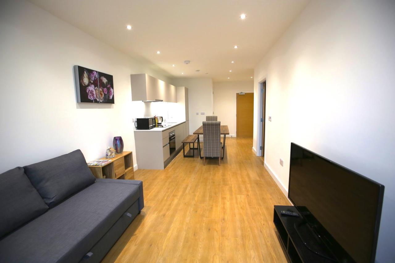 Infinity Apartments Bracknell Exterior photo